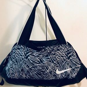 Nike Canvas Bag Yoga Travel Zippered 20”x 13”x 8”